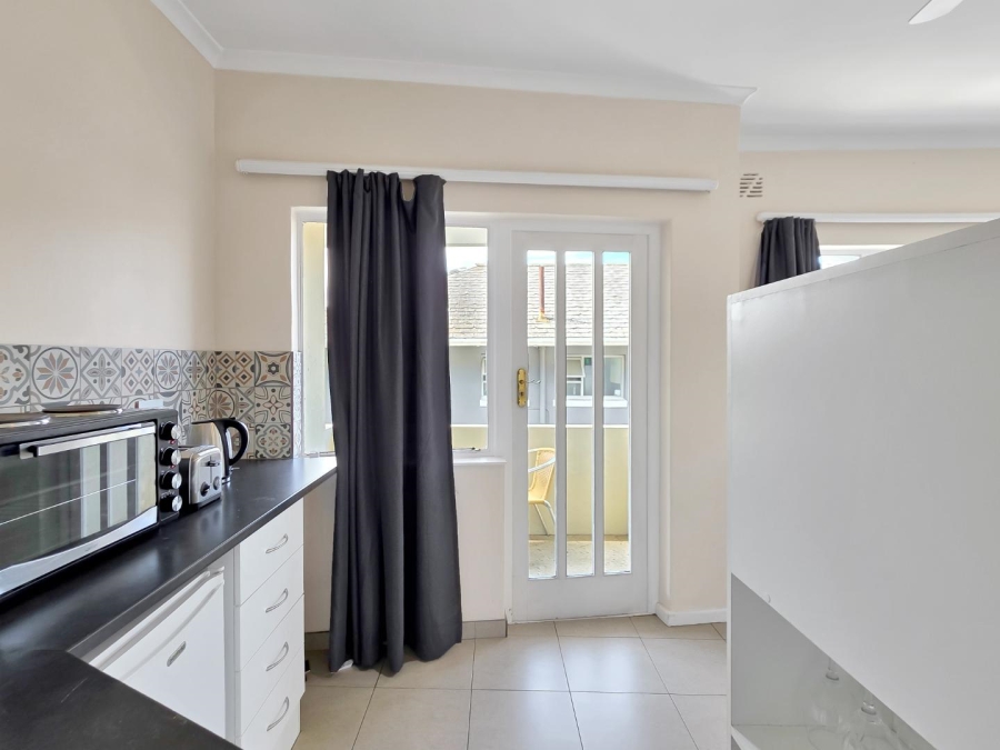 1 Bedroom Property for Sale in Gardens Western Cape